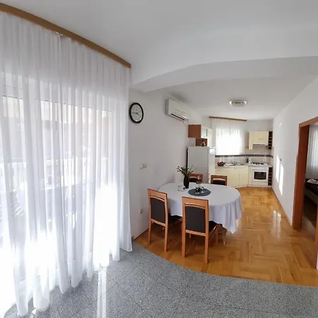 Apartments Cosic Grebastica Exterior photo