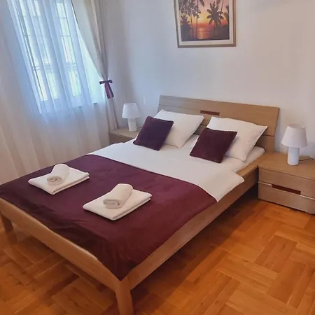 Apartments Cosic Grebastica Exterior photo