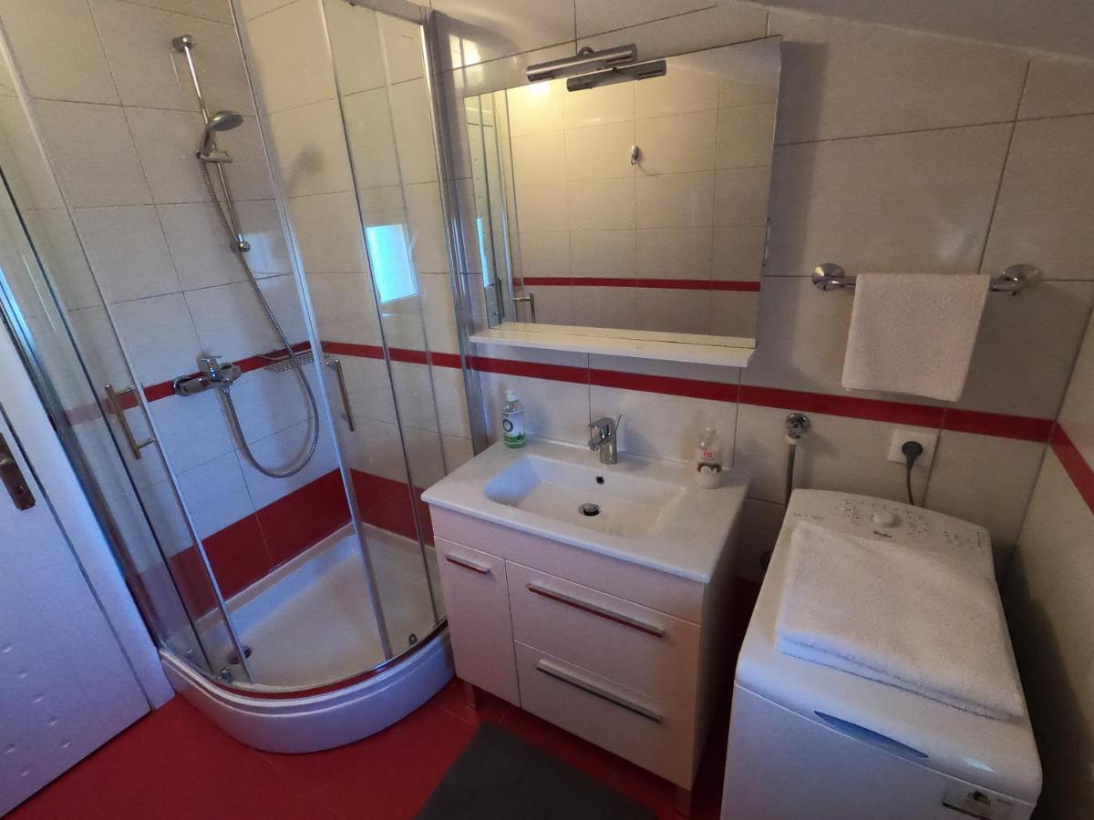 Cosic Apartment *