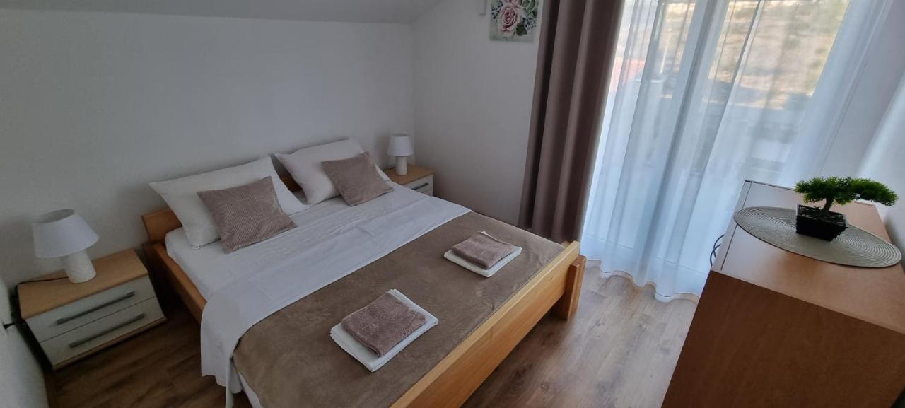 Cosic Apartment