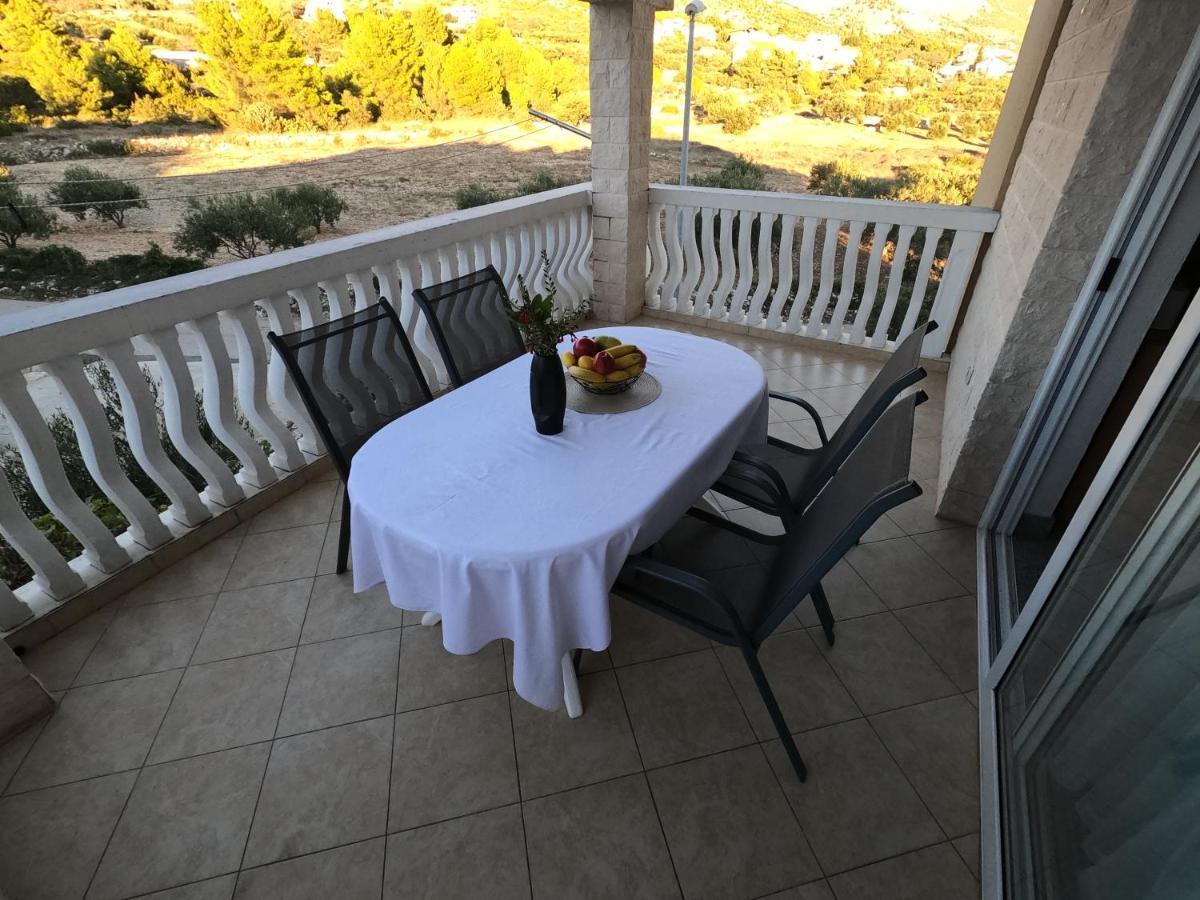 Apartment Cosic Grebastica